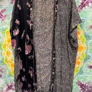 Beautiful Vintage Tienda Ho Duster